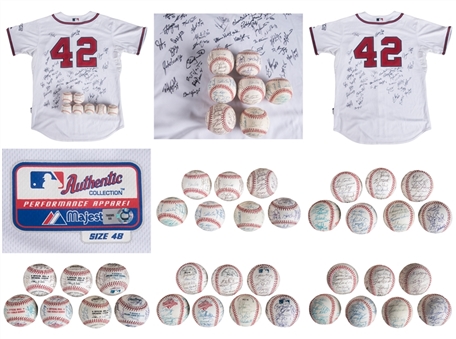Atlanta Braves Team Signed Collection Including Jersey & (8) Baseballs From Terry Pendleton Collection (Beckett PreCert & Pendleton LOA)
